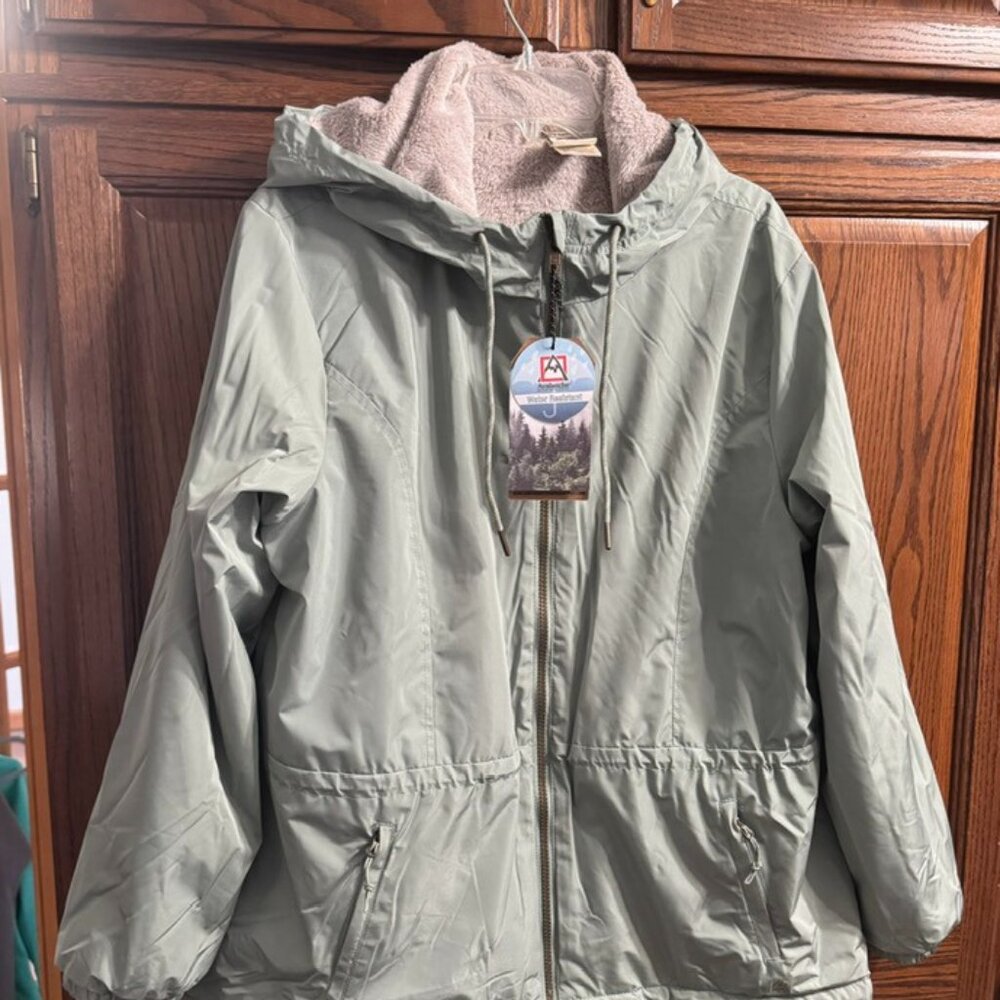 Water Resistant  Rain Jacket, Avalanche Size XL